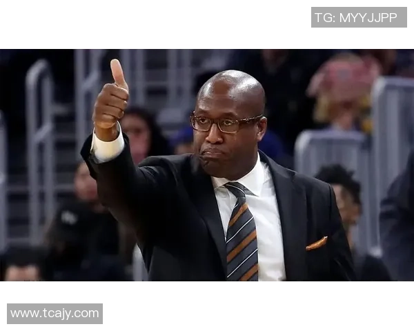 迈克布朗表示阿努诺比仅是抽筋若需可重新登场球队无大碍 迈克布朗表示阿努诺比仅是抽筋若需可重新登场球队无大碍