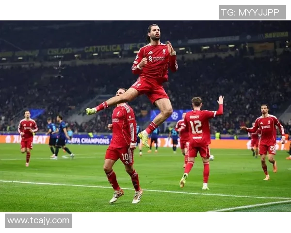 维尔茨助攻双响索博斯洛伊世界波破门利物浦5-1大胜法鹰